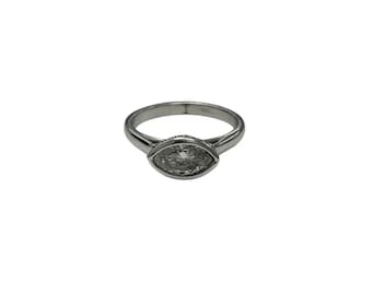 Anel de noivado horizontal Center Marquise de 1 quilate em ouro branco 14k 1,20 ctw