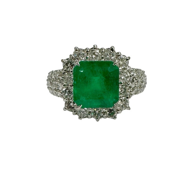 Vintage GIA Certified 3.74 ctw Colombian Emerald VS Diamonds Halo Cocktail Ring Platinum