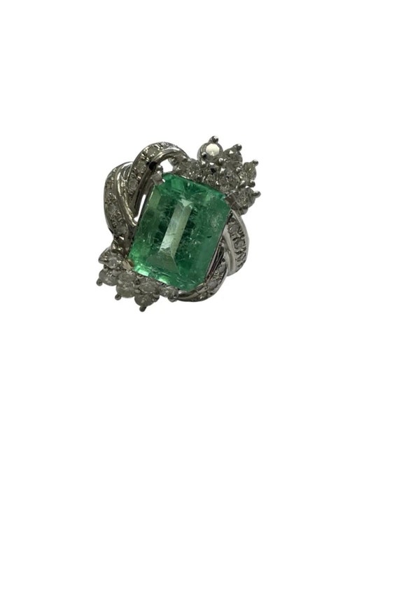 Estate 4.50 ctw Colombian Emerald & Round Diamond 