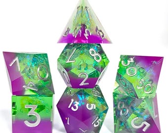 Alien Edelstein - Layered Scharfkantige Folie Glitzer Polyedrische Würfel Set für Dungeons & Dragons