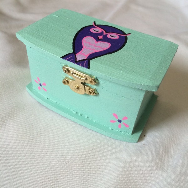 Hand painted owl jewelry box