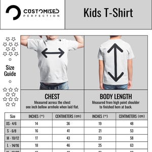 The image is a size guide for kids' t-shirts, providing measurements for chest, body length, and inches/centimeters.