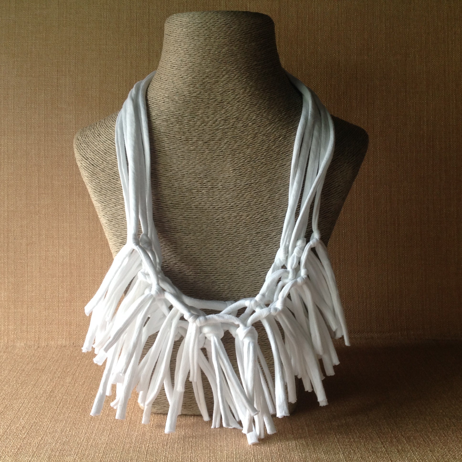 Collier Petites Franges Style Tibétain - Argent Tibétain, Perles Rouges, Sans Marque