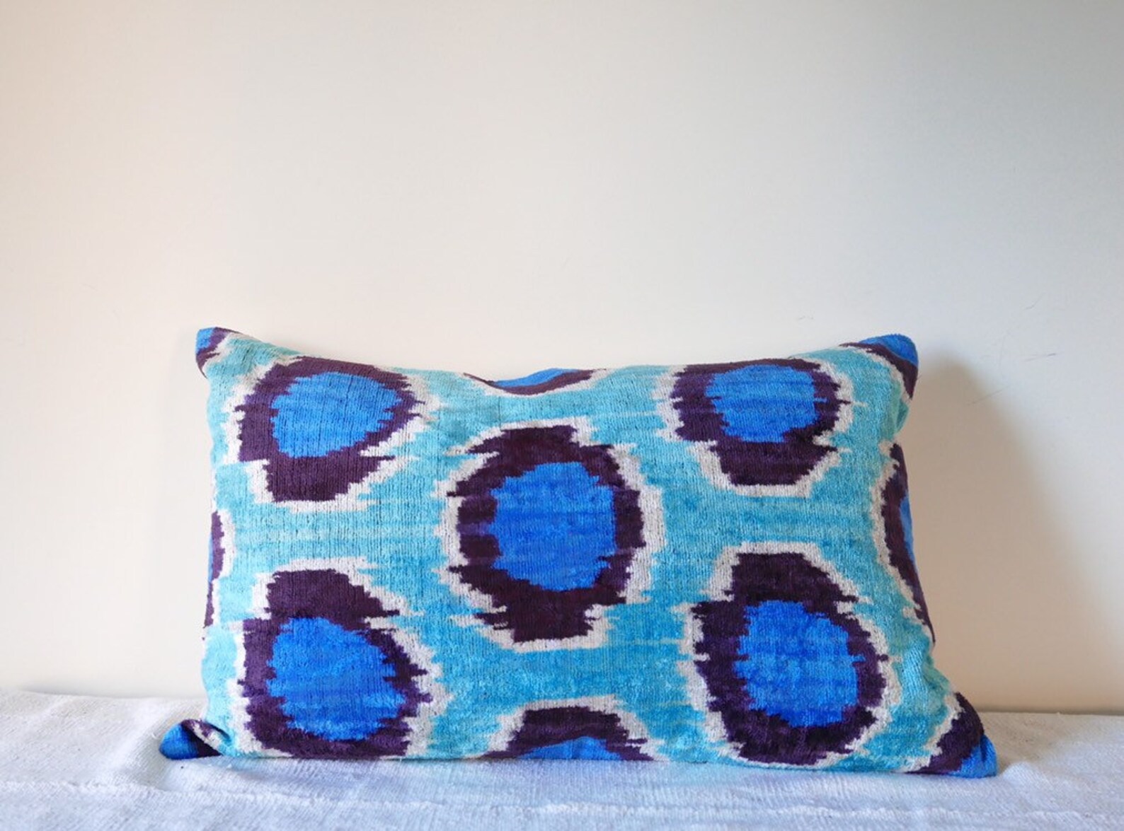 Silk Velvet Ikat / Organic Linen 40x40cm VL044