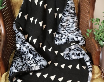 Baby Blanket Made with African Mudcloth Fabric and Faux Fur, Handmade, Handwoven, Handpainted, Natural Fibers, Cotton