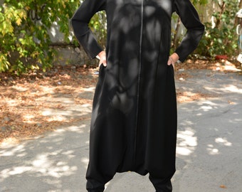 Oversized zwarte maxi jumpsuit, harem jumpsuit dameskleding drop kruis broek losse jumpsuit kunstleer jumpsuit plus size door Danellys