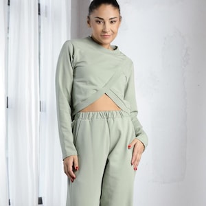 Crop Sweatshirt Top and Wide Leg Pants Set, Two Piece Tracksuit Women, Activewear For Women, Trendy Tracksuit Two Piece Set
