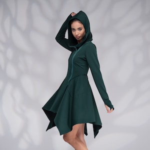 Winter Hoodie Kleid, Kapuzen Kleid Frauen, Asymmetrische Kleid mit Daumen Löcher, Gothic Kleid