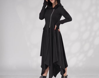 Vestido con capucha y sudadera negra asimétrica, vestido
