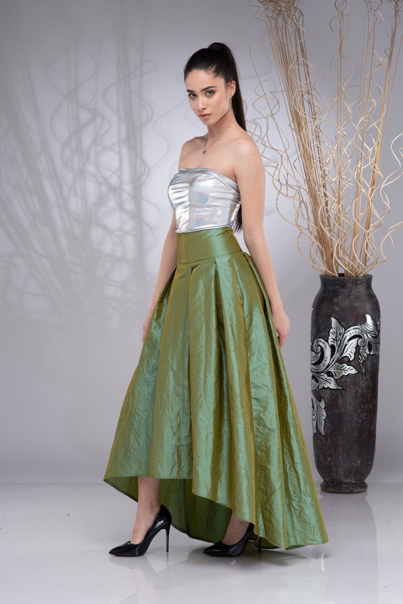 Maxi jupe formelle longue en taffetas, jupe taille haute, jupe de mariage, jupe de mariée, jupe en taffetas verte, jupe asymétrique image 1