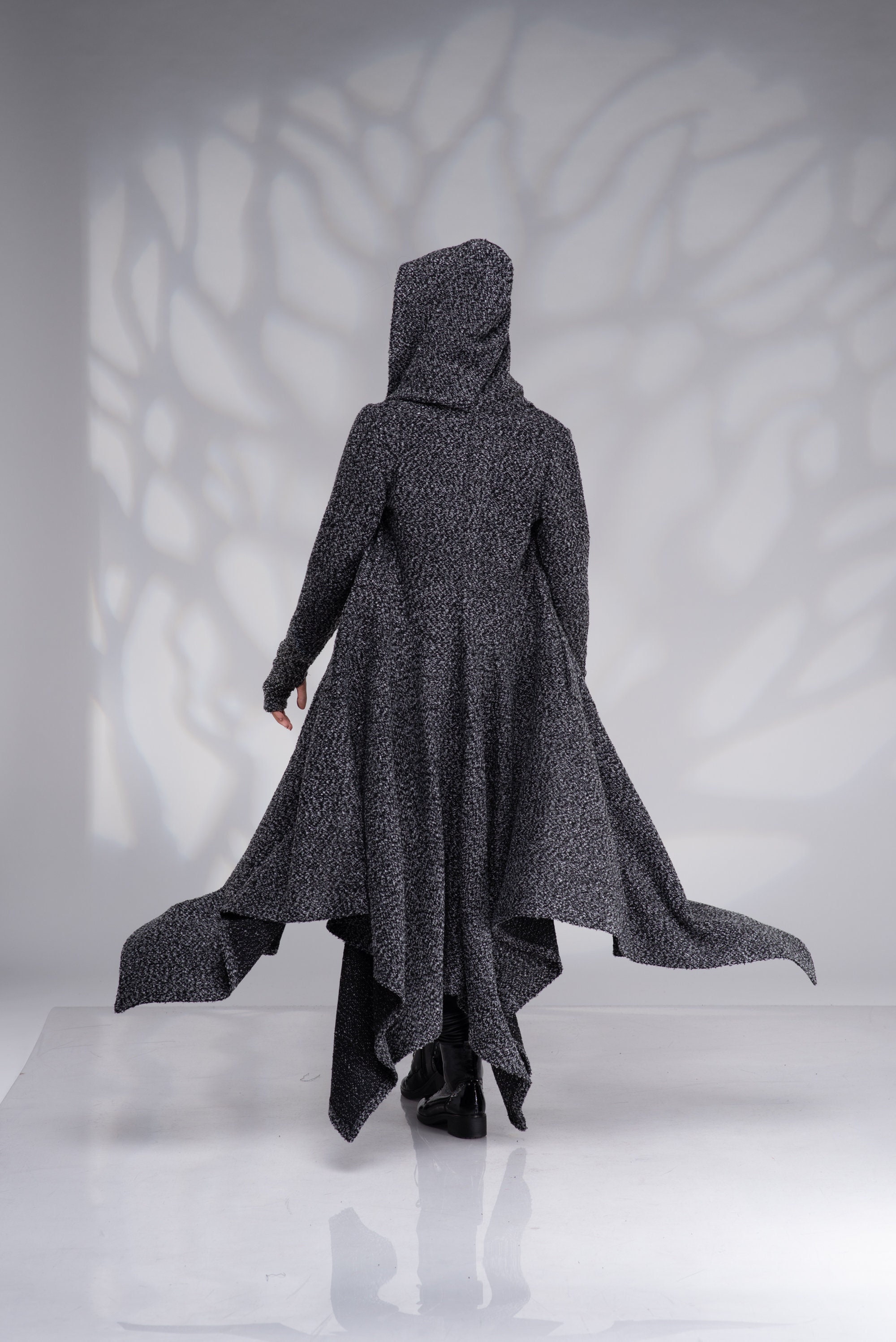 Jaeger Dark Gray Hooded　ロングマント Jaeger Dark Gray Hoodedロングマント