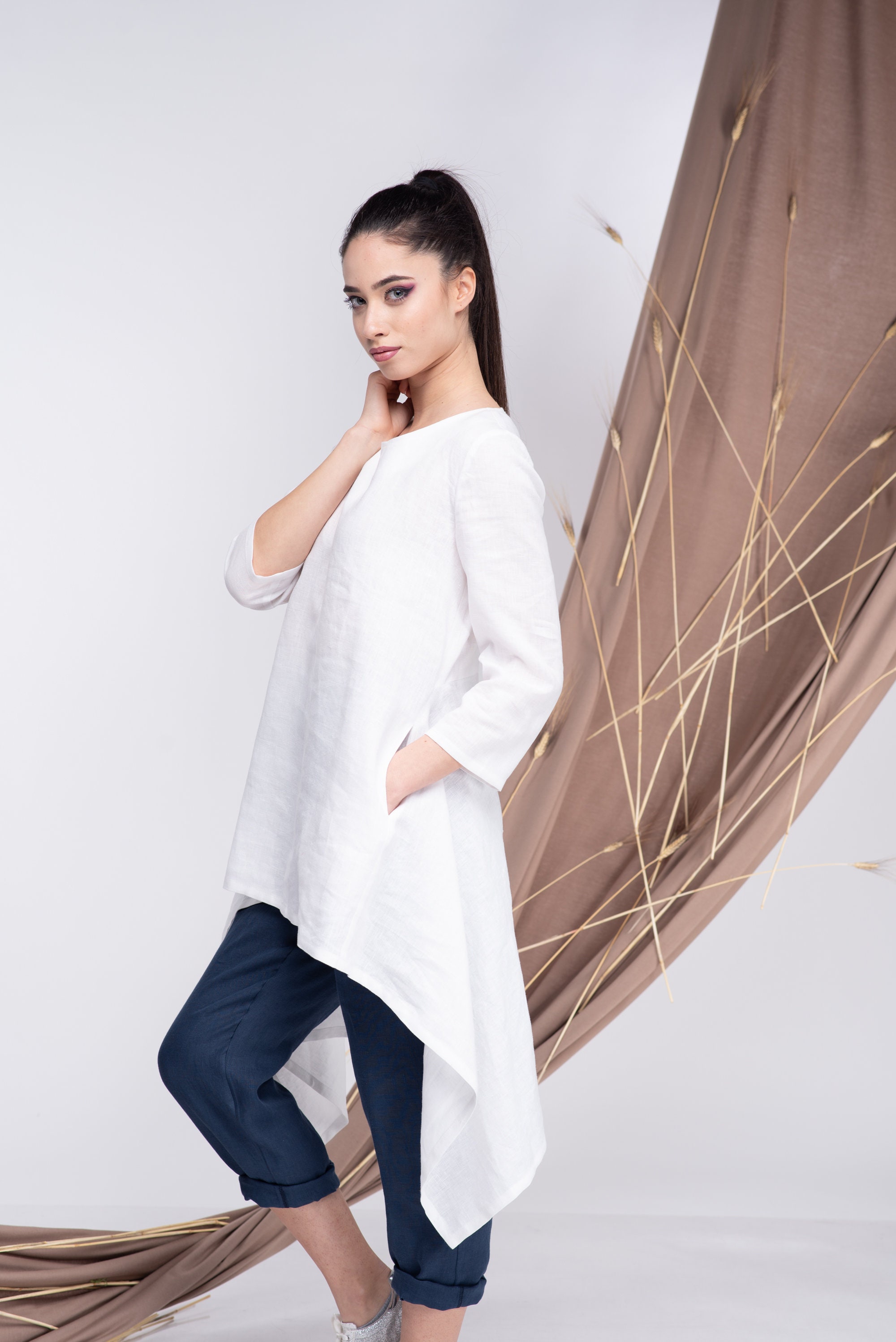 white-two-piece-linen-set-long-asymmetrical-linen-tunic-and-wide-leg