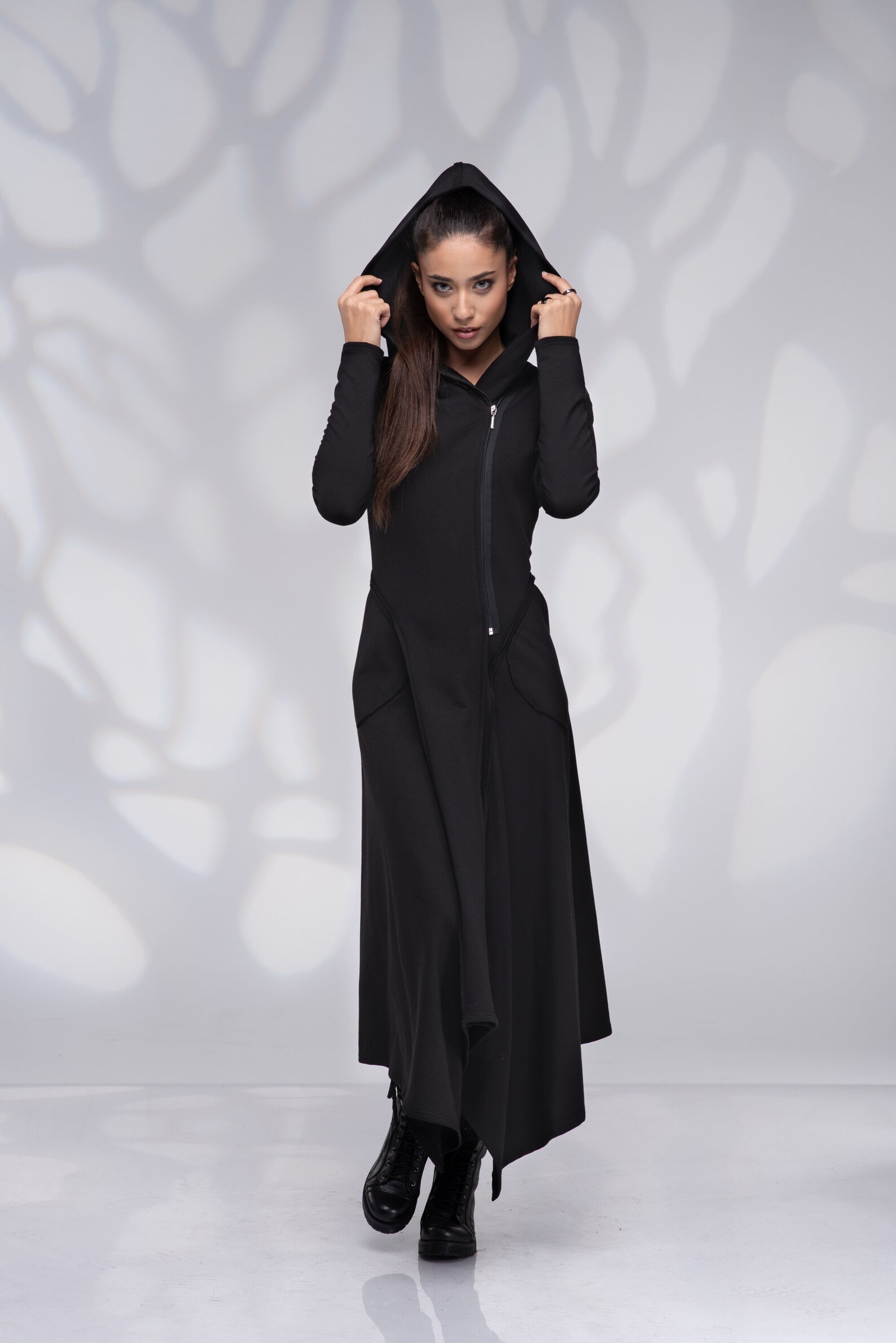 SHADOW Hooded Maxi Dres