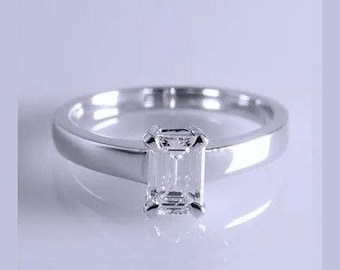 E VVS1 Emerald Cut Diamond Solitaire Ring SJ R 2304