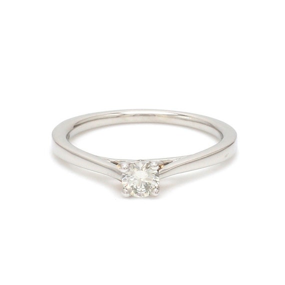 Platinum gold ring for best sale girl