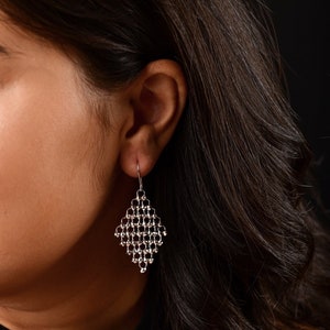 Limited Edition : Platinum Earrings with Flexible Diamond Cut Balls For Women JL PT E 181 Made in Japan