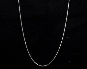 Plain Platinum Box Chain SJ PTO 702