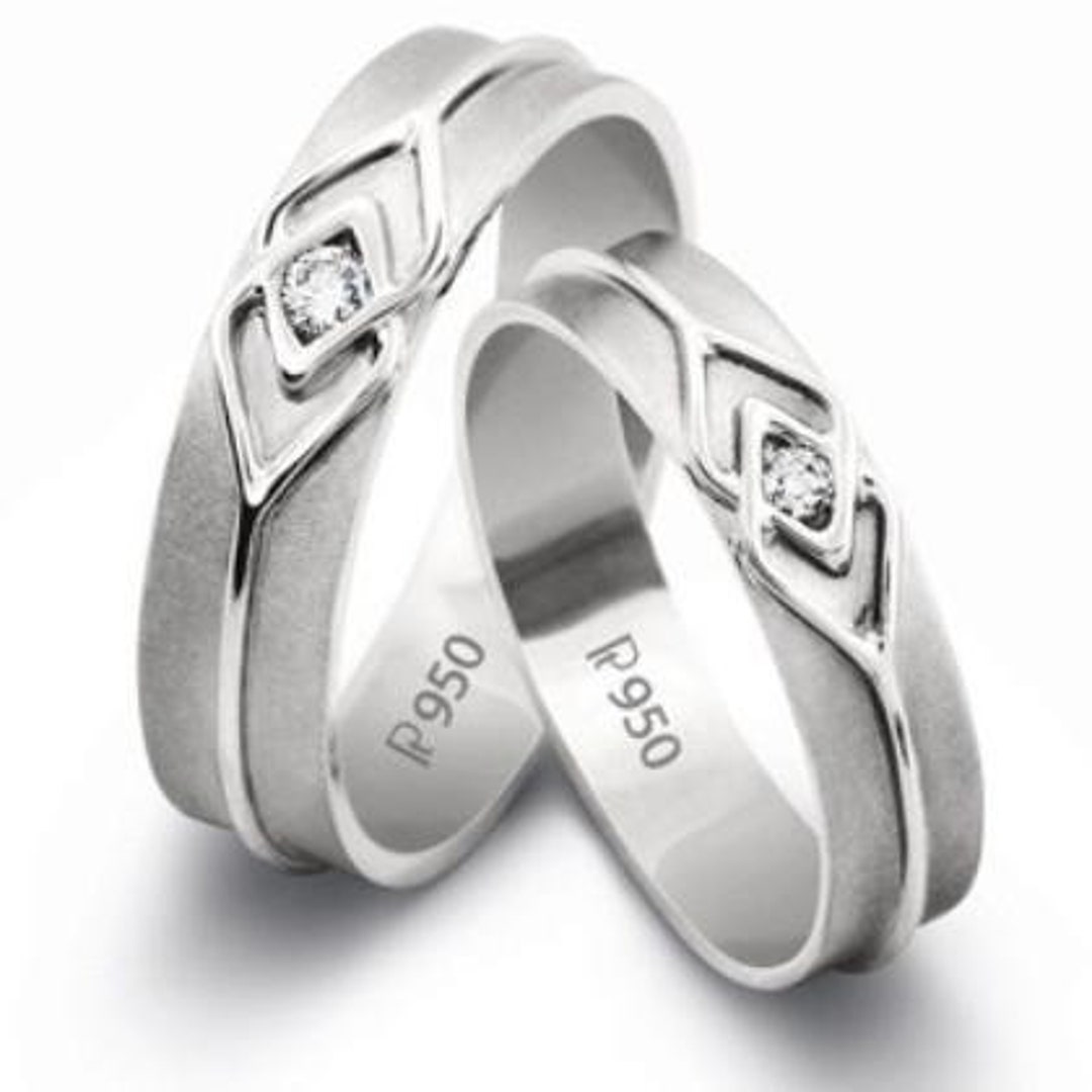 Platinum Love Bands With a Celtic Knot With Single Diamonds SJ PTO 217 ...