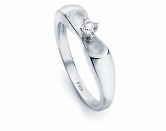 Platinum Solitaire Engagement Ring JL PT 503