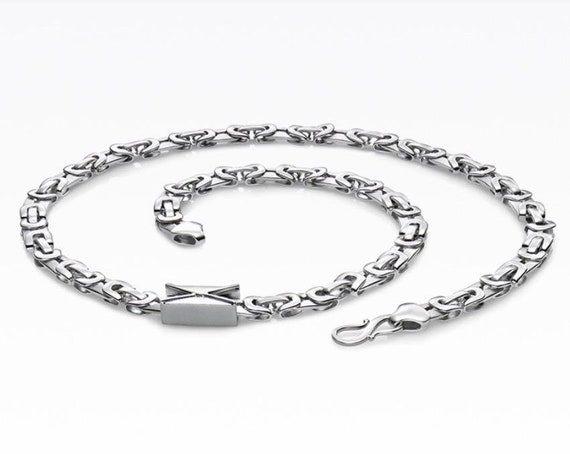 Standard Cuban Chain Bracelet in Platinum, 12mm