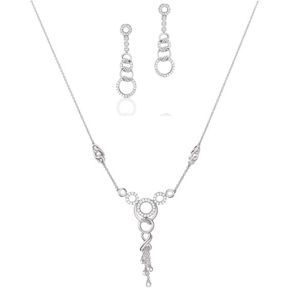 Single layered platinum chain with earrings -