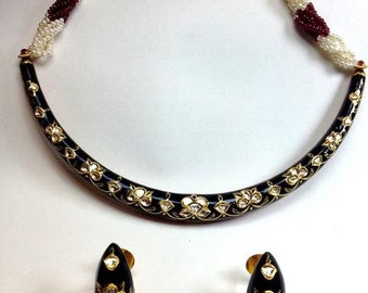Black Meena Hasli with Uncut Diamond Polkis
