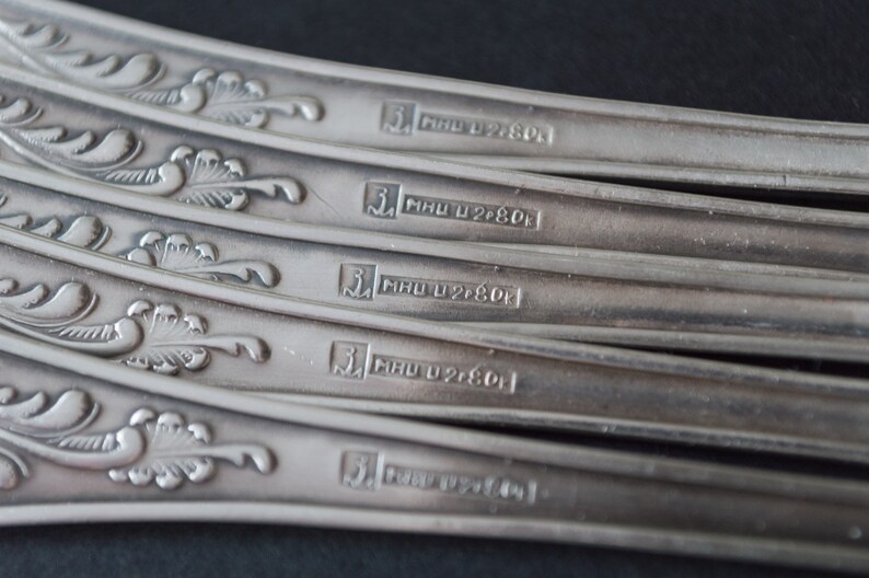 Vintage dinner fork set of 5 Silver plate Rustic serving Shabby chic Table decor Flatware set Food photo prop Table decor Stamping blanks