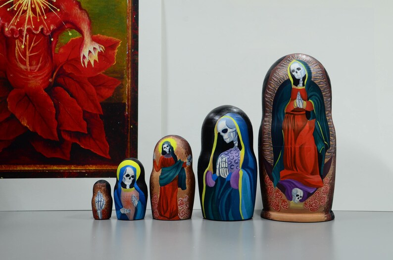 Mexican Day of the dead Russian Matryoshka Skull Wooden nesting dolls