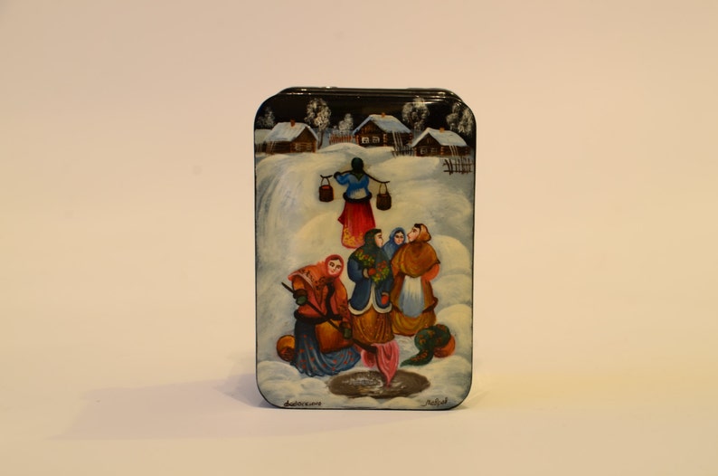 Authentic Russian Lacquer box Russian Winter Free Shipping Hand Painted Natural Nacre!
