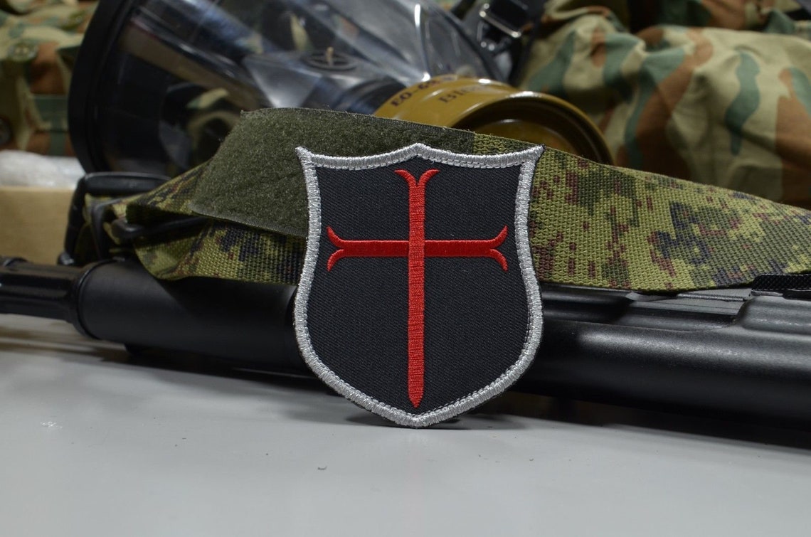 Patch Templare Crociata In PVC - 7.5x10 Cm, Rosso E Nero, Con Velcro, Per Giubbotti E Zaini - Foto 5