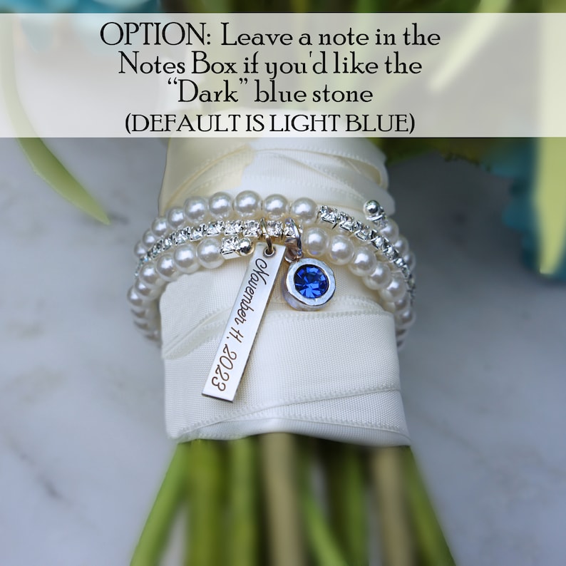 Engraved Bride gift from mom friend, Something blue for bride, Something blue bouquet charm, bride gift from mom bridal charms Wedding date imagem 10