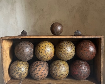 Antikes französisches Petanque-Boulspiel-Holzkiste-Set, Bowlingkugeln, Frankreich