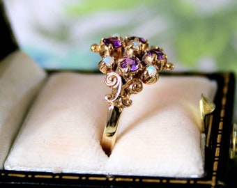 Vintage 9ct Gold Opal Amethyst Ring. Size R UK/ 8 1/2 USA. Suffragette. Fine Jewelery. Hallmarked