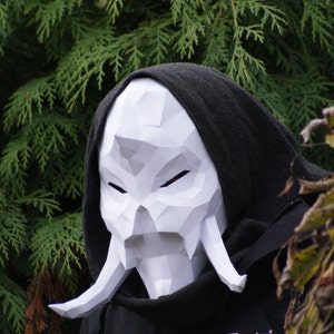 Konahrik Dragon Priest Mask Pattern - Papercraft DIY - Download, Print and Make Your Own