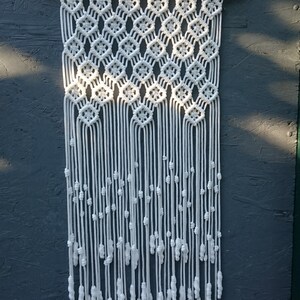 Macrame wall handing