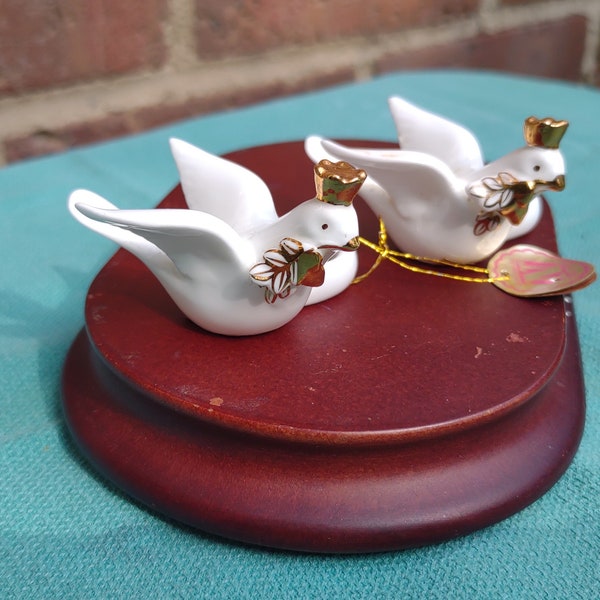Crowned Doves Napkin Rings Vintage