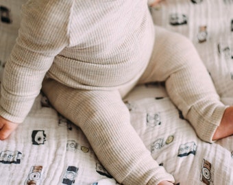 neutral baby boy clothes