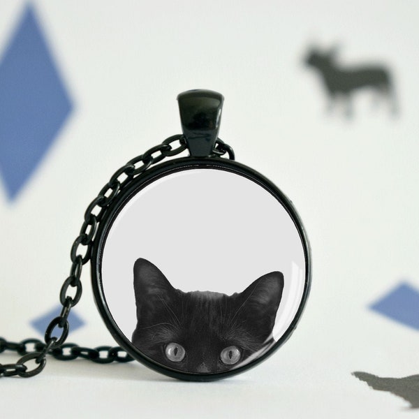 Chat noir - Collier pendentif rond - Cabochon en verre - Chat guetteur - Mignon - Noir et blanc - Bijou minimaliste