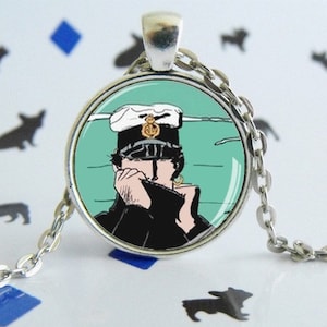 Corto Maltese - Necklace round pendant - Glass cabochon dome - Jewel gift - Etsy special present - Comics - Sailor