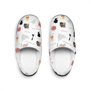 Idea de regalo de Orgullo y prejuicio Adéntrese en la comodidad literaria Pantuflas cómodas inspiradas en Jane Austen Regalo literario