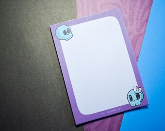 Bloc de notas de calavera morada hecho a mano / 10,8 x 14 cm / 50 hojas desprendibles / Papelería Kawaii