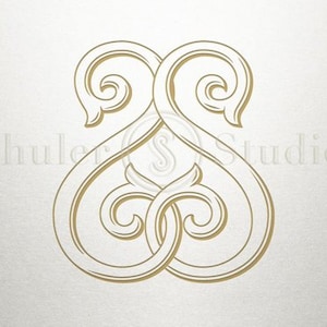 Peut inclure: Un monogramme double S orné de couleur or avec un design décoratif en spirale.