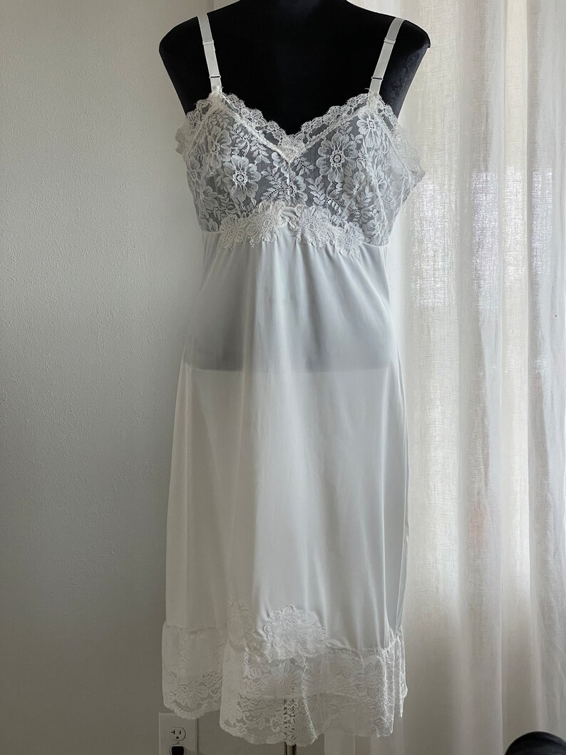 Vintage 1960s Vanity Fair Full Slip Size 36 Etsy
