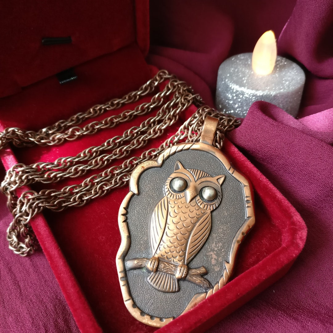 Magick Haunted Necklace, Grounded Spirit, Coven Collective Wisdom, Good