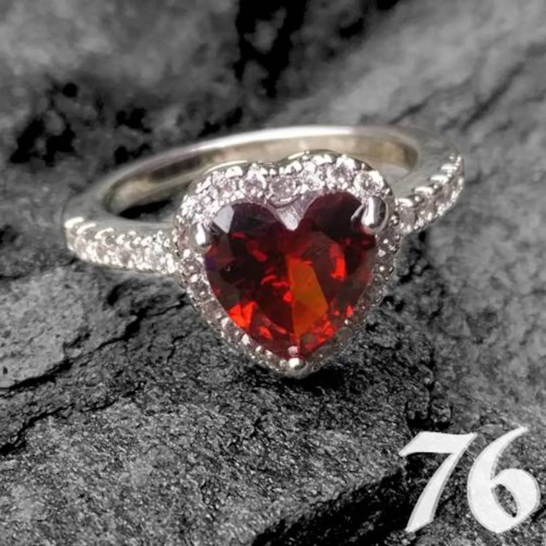 Commanding Power Ring Ancient Vampire Queen, Power Ring, Aura Command, Dark Magnetism ...