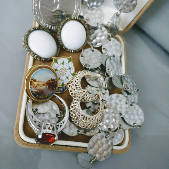 Costume jewellery bundle Costume jewellery bundle