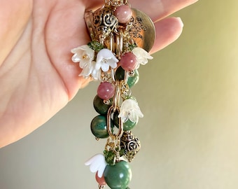 Adorno para bolso con cuentas Berry Blossom / Caprichoso / Chic (2)