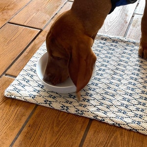 Farmhouse Dog Food Mat, Pet Accessory Gift for Animal Lovers