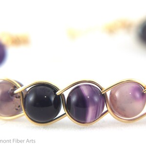 all&#39;interno intrecciato - viola agata perline // gioielli di perline fatti a mano, bracciale impilamento, gioielli in metallo