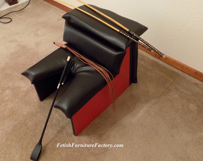 Mature: Queening Chair, Spanking Bench, Sex Toys, Smothering, Queening Stool, FaceSitting, BDSM, Rim Seat, Do It Yourself Instructions.